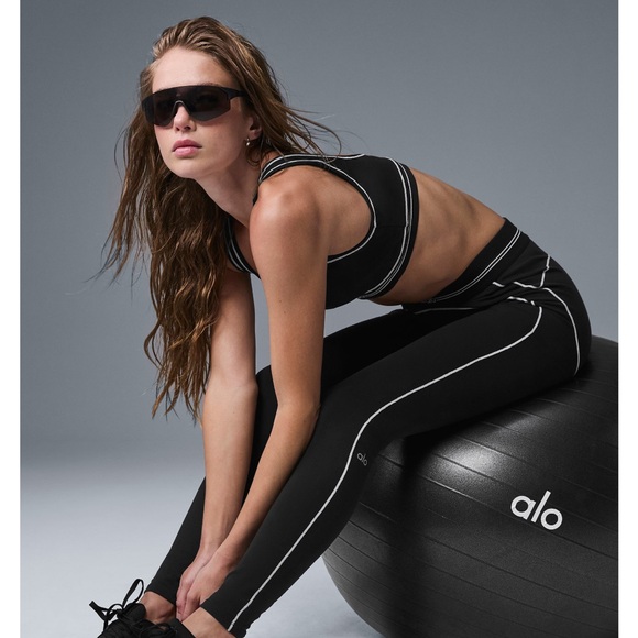Airbrush High-Waist Heart Throb Legging -
Black/White - M - Picture 1 of 6